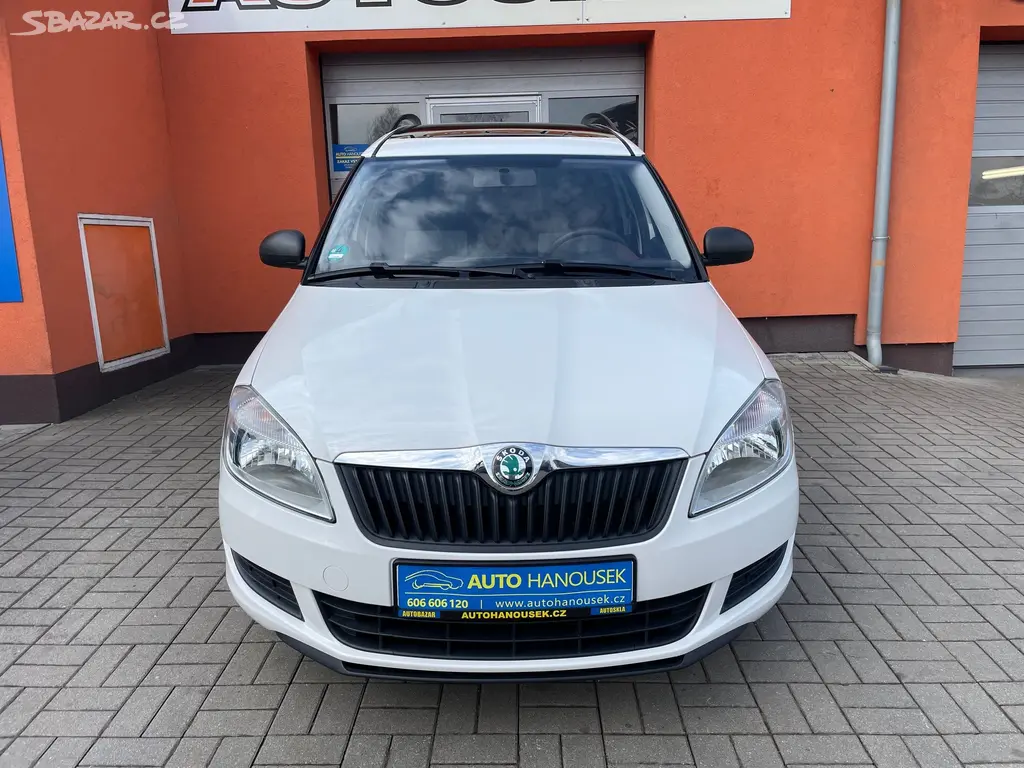 Škoda Roomster, 1.2 TSI 63KW 1.maj.,2xkola - fotka 5