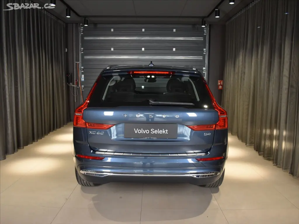 Volvo XC60, 2,0 B4 PLUS Pano,tažné,BLIS - fotka 5