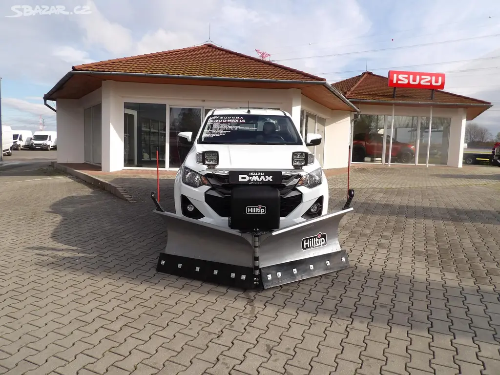 Isuzu D-Max, Space Cab LS 4x4 A/T - fotka 2