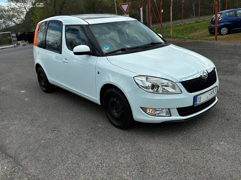 Škoda Roomster 1.2TSi, r.2015, 2.maj., klima, stk - fotka 2