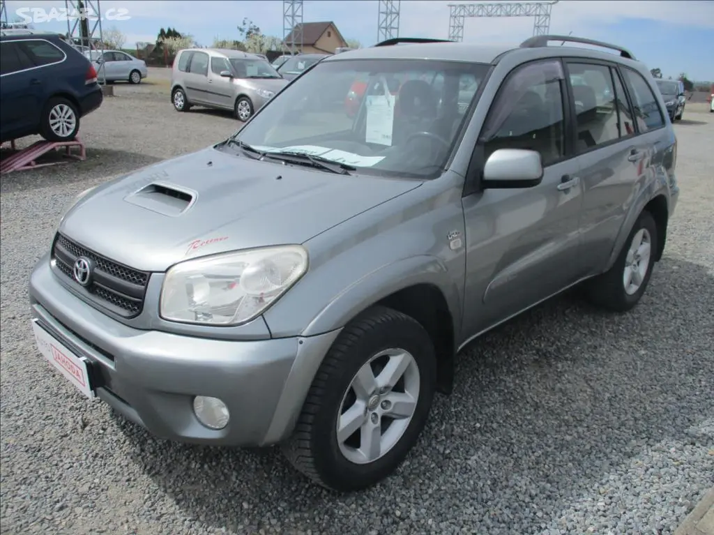 Toyota Rav4, 2,0 D4D, 4x4,digiklima,tažné, - fotka 3