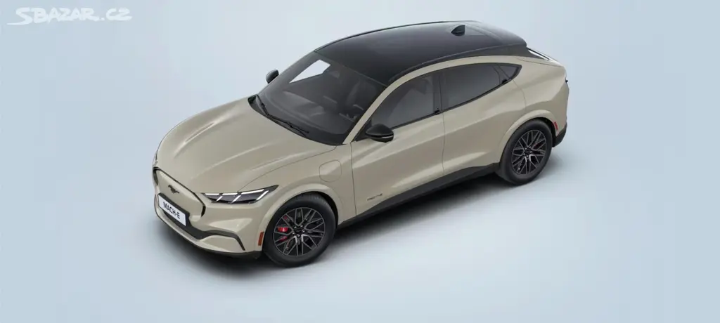 Ford Mustang Mach-E, Premium 88 kWh (203 kW/276 k) - fotka 4