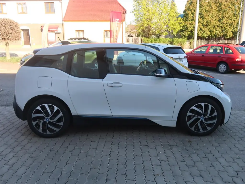 BMW i3, REX 60AH 125KW 65 100 KM! - fotka 3
