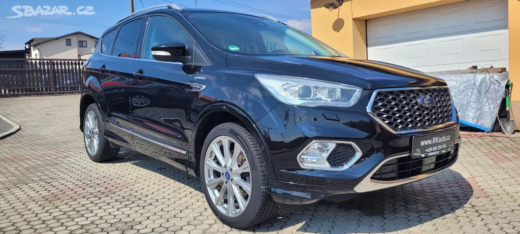 Ford Kuga 2,0TDCi 132kW DSG 4x4 Vignale Bi-Xenony - fotka 3