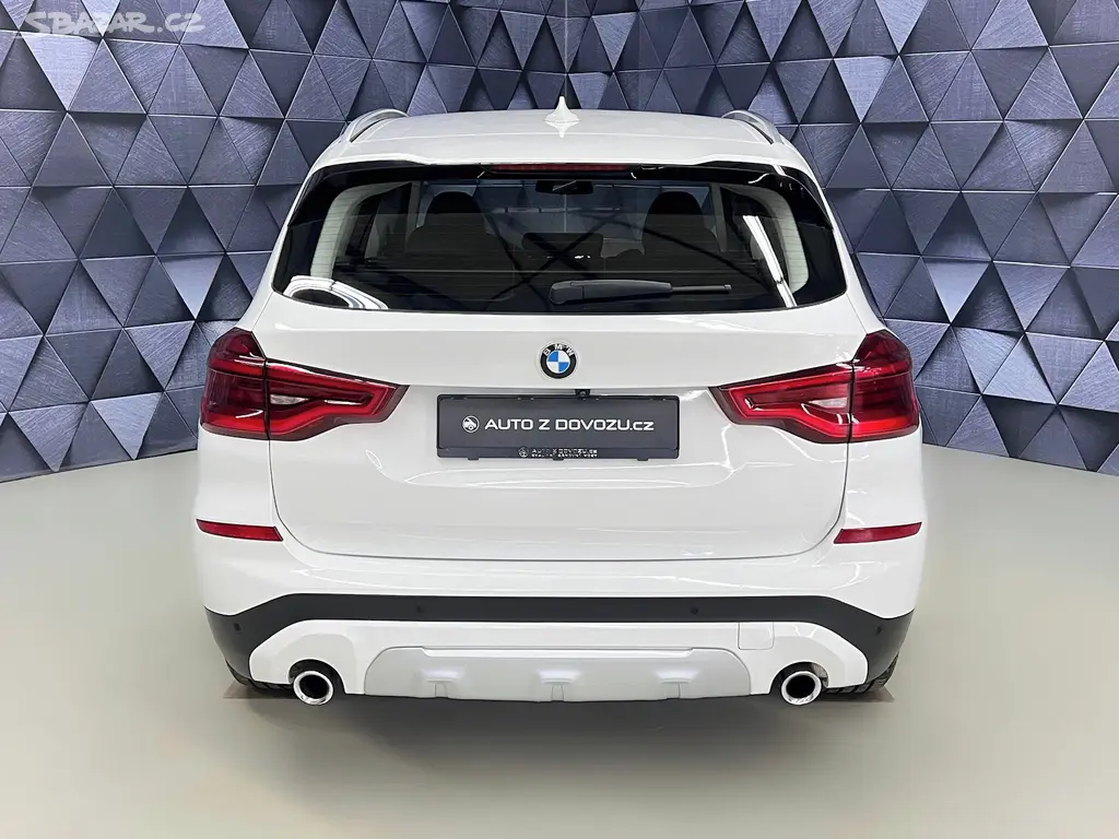 BMW X3, 30d xDrive X-LINE, HUD, TAŽNÉ - fotka 6