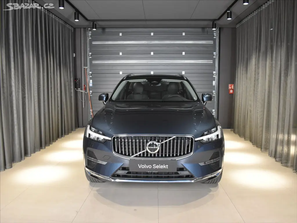 Volvo XC60, 2,0 B4 PLUS Pano,tažné,BLIS - fotka 6