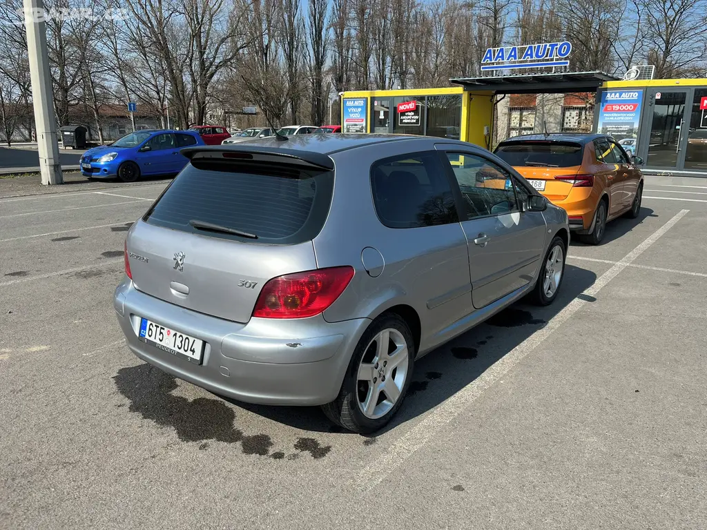 Peugeot 307 2.0 XSi - fotka 5