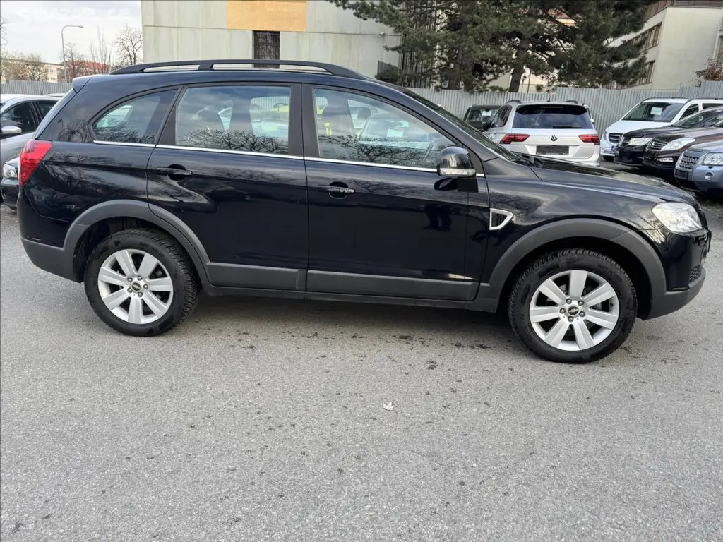 Chevrolet Captiva, 2,0 4x4+7.MIST+KRASNÝ STAV ! - fotka 4