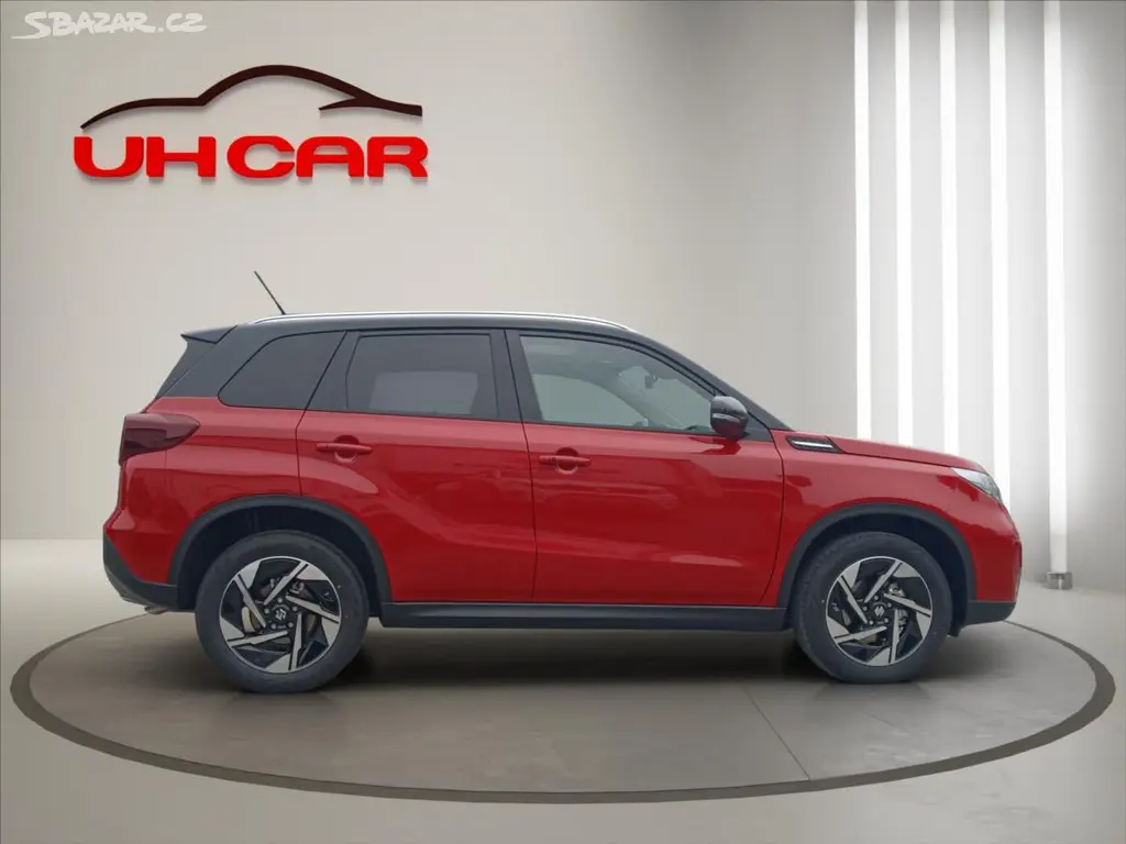 Suzuki Vitara, 1,4 Premium AllGrip AT - fotka 4