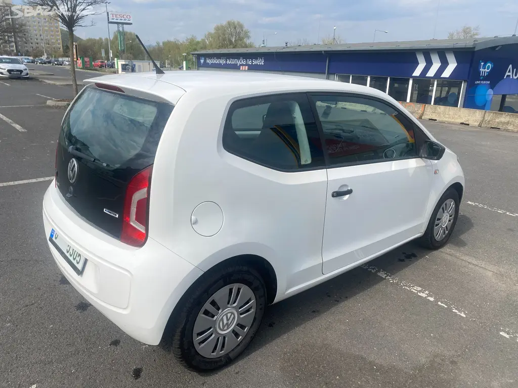 Volkswagen Up!, 1.0 mpi,Black up - fotka 6