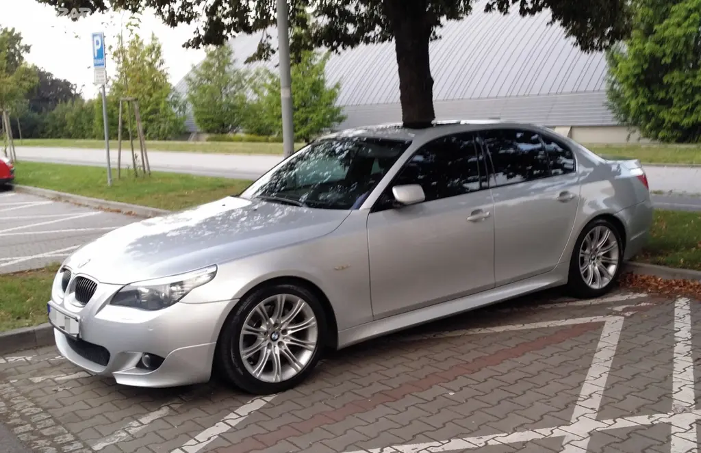 BMW 530d E60 facelift M-paket, výjimečný stav! - fotka 2