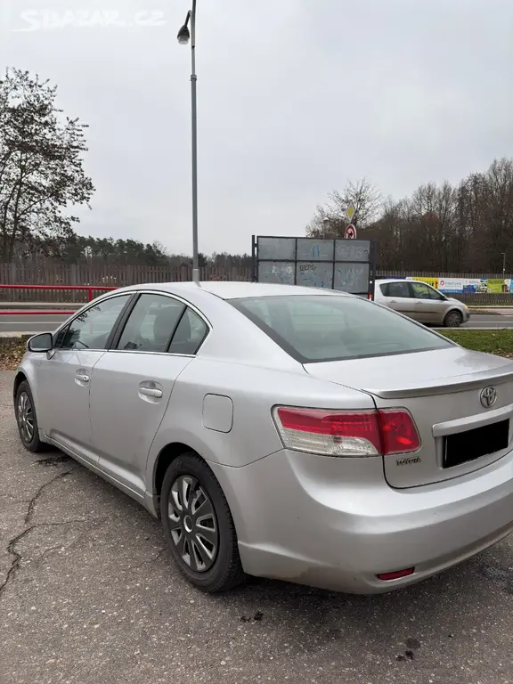 Toyota Avensis, SERVIS A NOVÉ STK - fotka 6