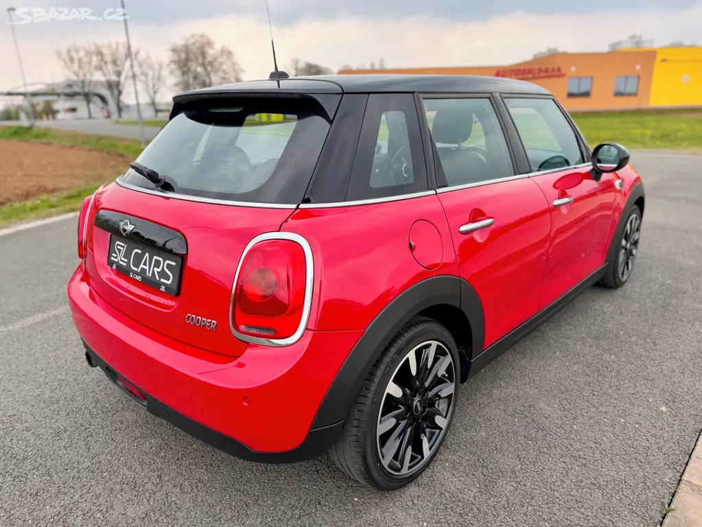 MINI COOPER 1.5 //2018 100.500 KM PANO SERVISKA - fotka 5