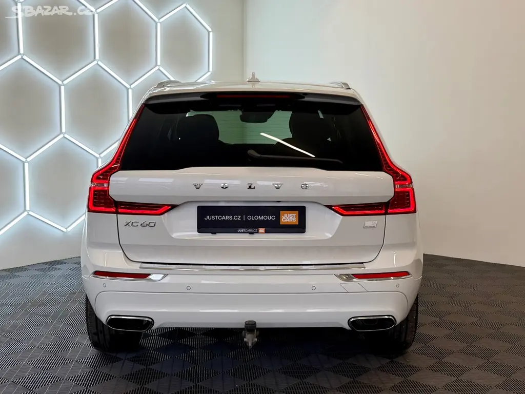 Volvo XC60, Recharge T6 AWD Inspription - fotka 6