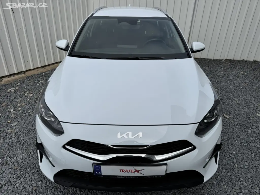 Kia Cee´d, 1,5 T-GDi Spin DPH 1.maj ČR - fotka 6