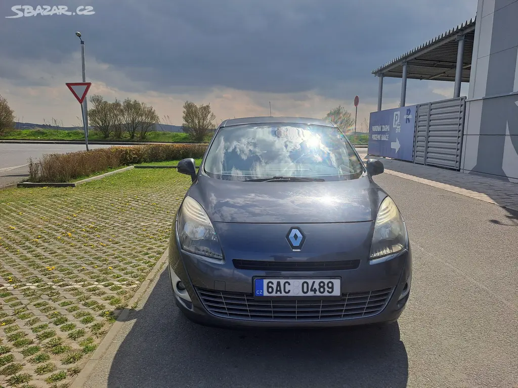 Renault Grand Scénic, 1.5DCI 2.MAJ SPOLEHLIVÉ AUTO - fotka 2