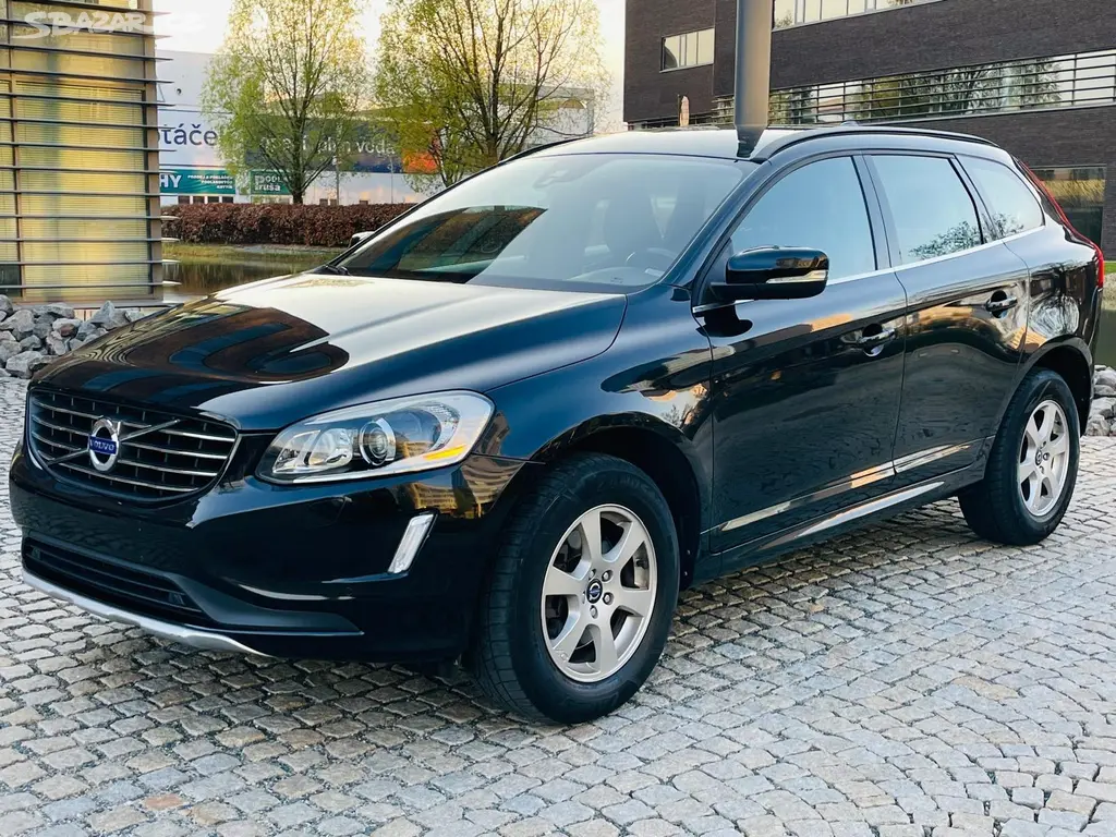 Volvo XC60, 2.0D 5VÁLEC AUT TAŽNÉ VÝHŘEV - fotka 5