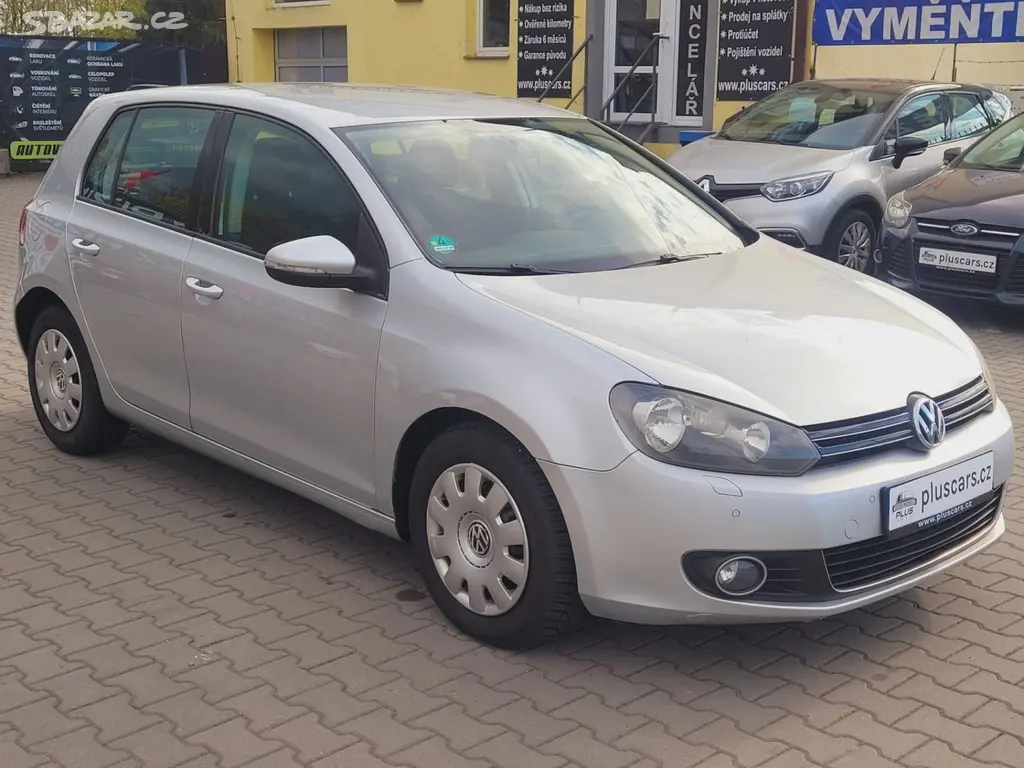 Volkswagen Golf 1.6 TDI DIGIKLIMA - fotka 3