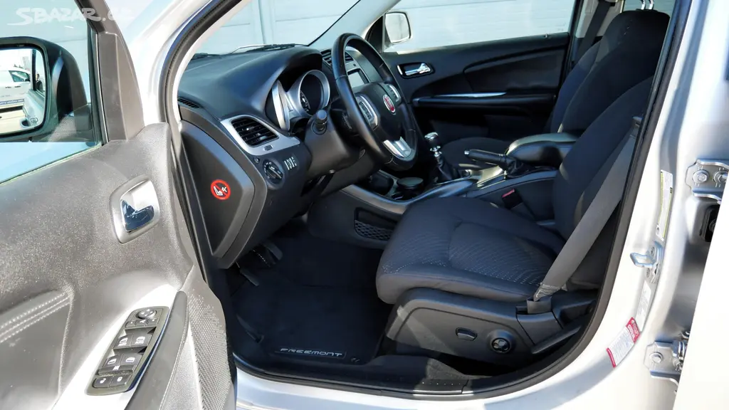 Fiat Freemont, 2.0 Multi Jet,MANUÁL,7-MÍST - fotka 5