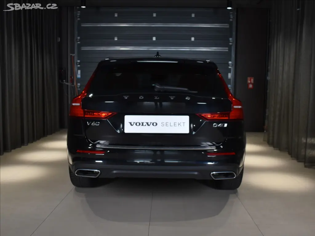 Volvo V60, 2,0 CC D4 AWD Polestar,BLIS - fotka 5