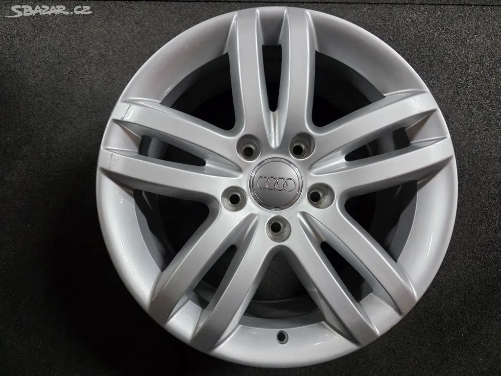 Audi Q7 4L Alu kolo 18  4L0601025B Originál