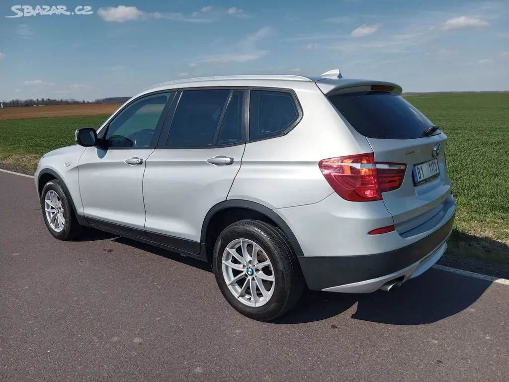 BMW X3 2.0D xDrive ,automat ,XENONY,bez koroze,STK - fotka 2