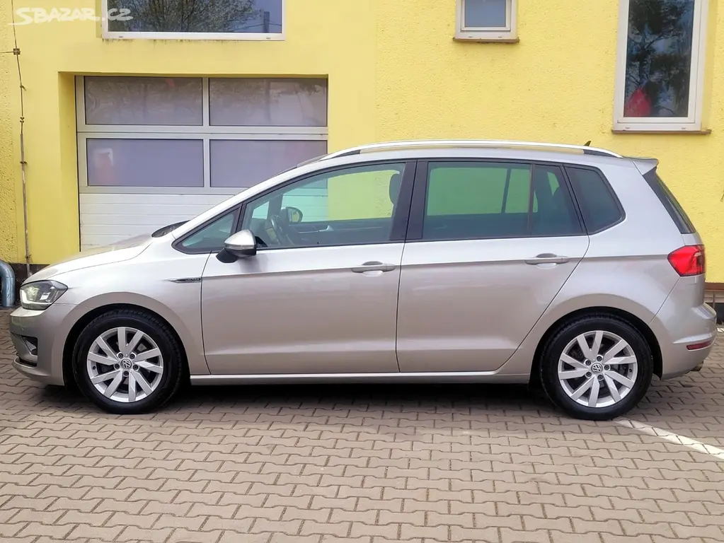 Volkswagen Golf Sportsvan, 1,2 TSi LOUNGE SERV.KNI - fotka 6