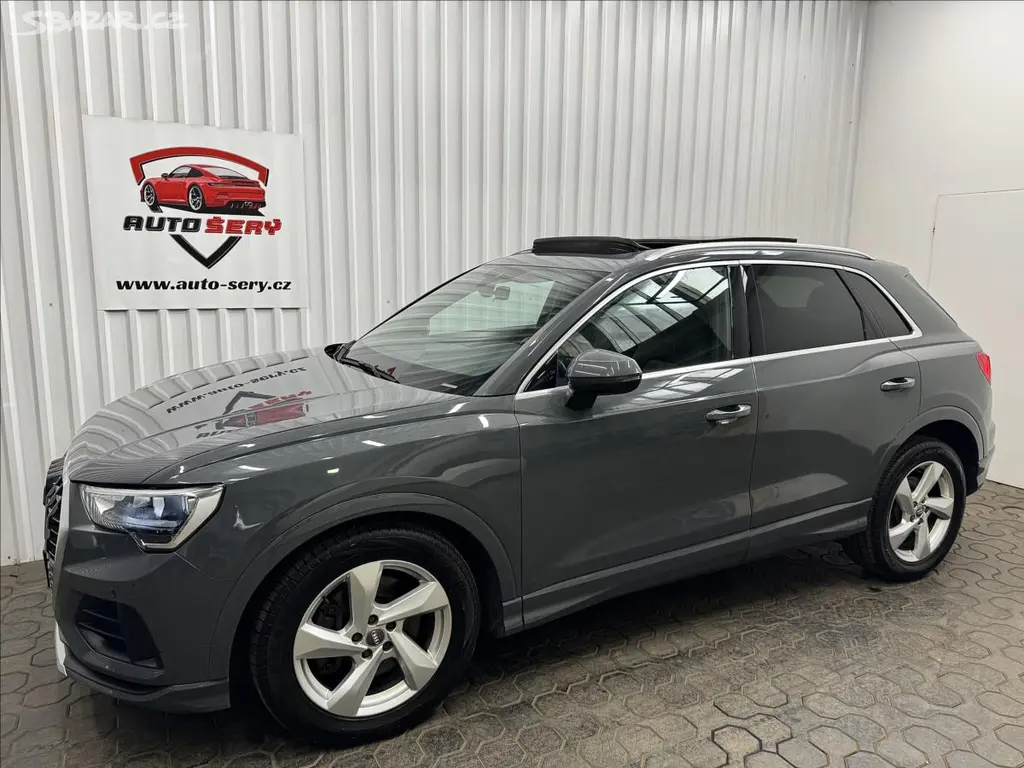 Audi Q3, 45TFSI Quattro Pano - fotka 3