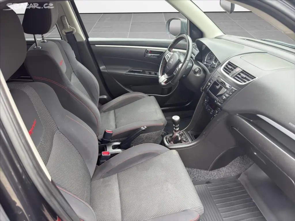 Suzuki Swift, 1,6 VVti SPORT 100kW - fotka 5