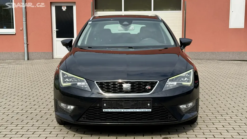 Seat Leon, ST*2.0TDi*135kW*FR*LED*ACC* - fotka 5
