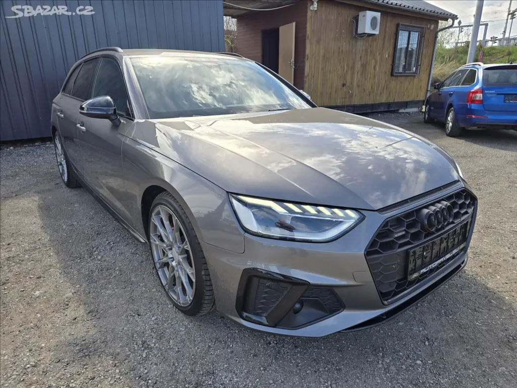 Audi A4, 2,0 TDi S-line quattro led,taž - fotka 5