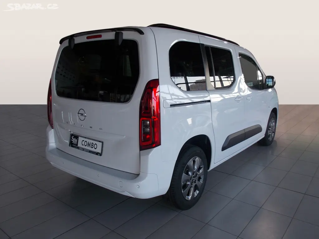 Opel Combo, Edition Plus L1H1 1.2 TURBO (8 - fotka 4