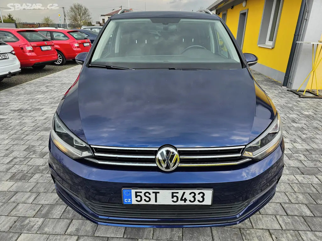 Volkswagen Touran, 1.6 TDI, DSG, TAŽNÉ ZAŘ. - fotka 2
