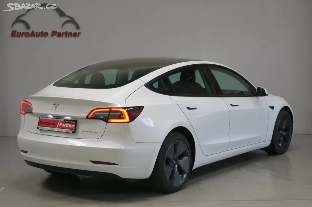 Tesla Model 3, Long Range Dual Motor SOH 97% - fotka 4