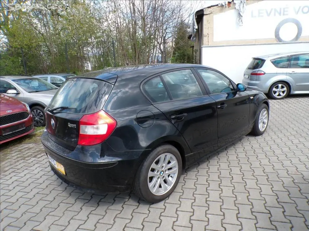 BMW 1,6 116i - fotka 4