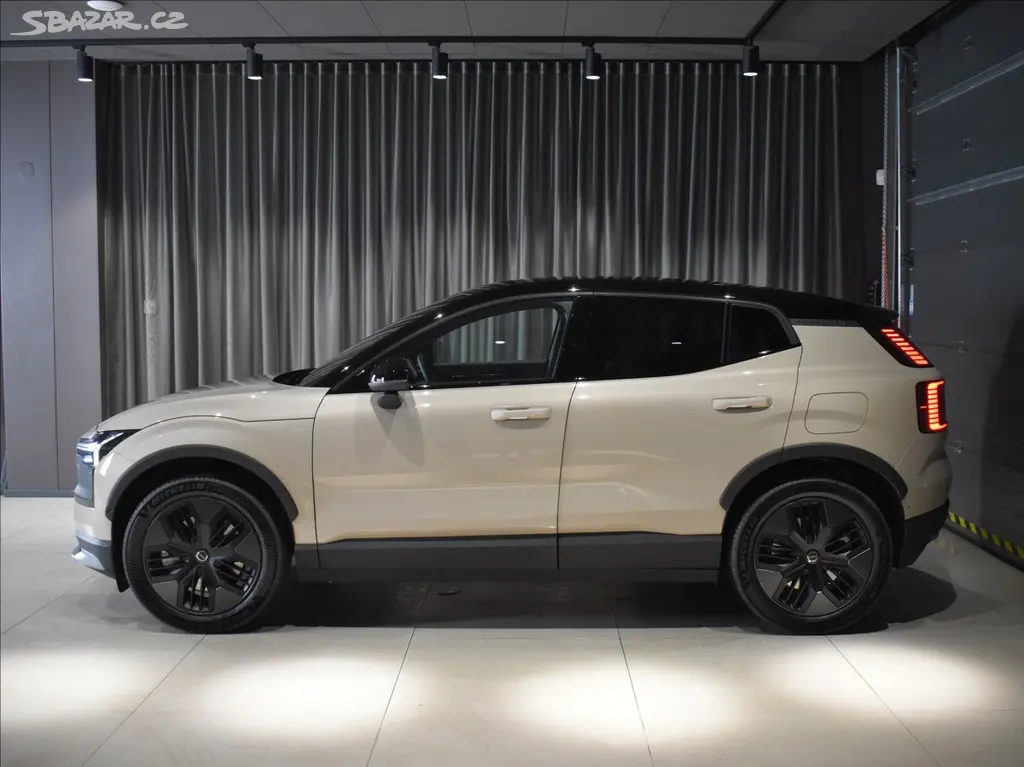 Volvo EX30, Ultra Twin motor perf. - fotka 2