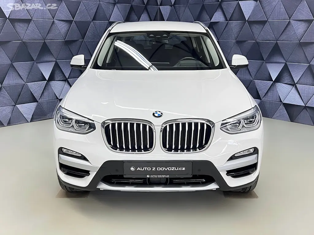 BMW X3, 30d xDrive X-LINE, HUD, TAŽNÉ - fotka 3