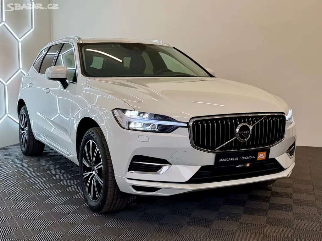 Volvo XC60, Recharge T6 AWD Inspription - fotka 4