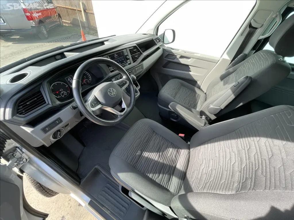 Volkswagen Caravelle, 2,0 TDI 4Mot DSG Comfortline - fotka 5