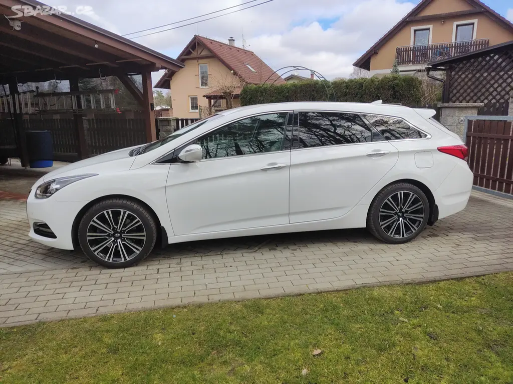 Hyundai i40 2.0 GDI - fotka 3