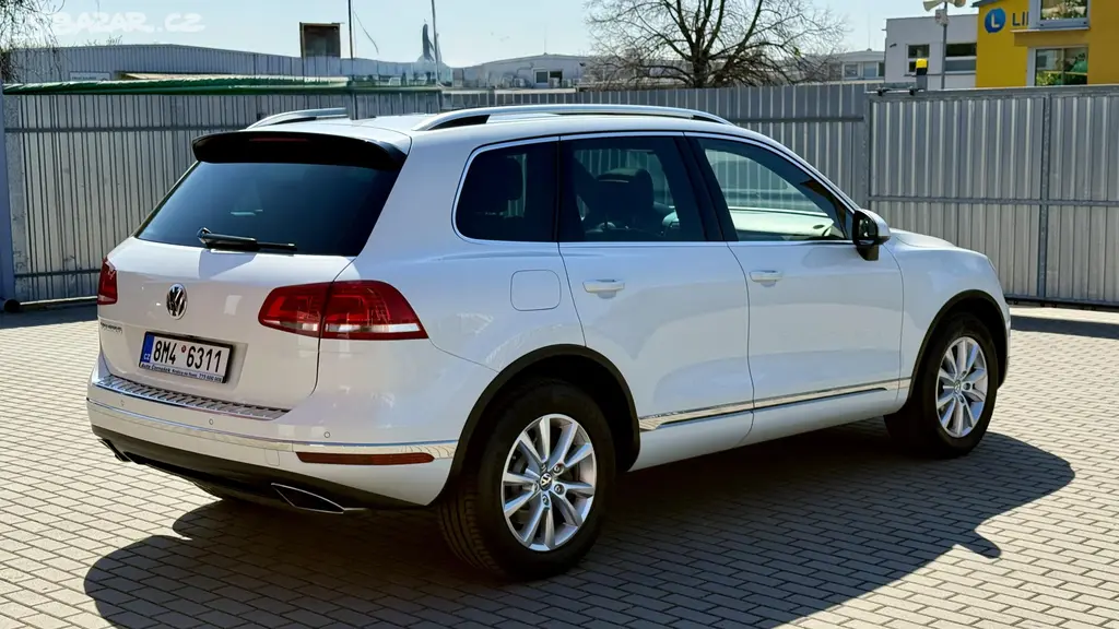 Volkswagen Touareg, 3.0TDi*193kW*R-LINE*PERLEŤ - fotka 5