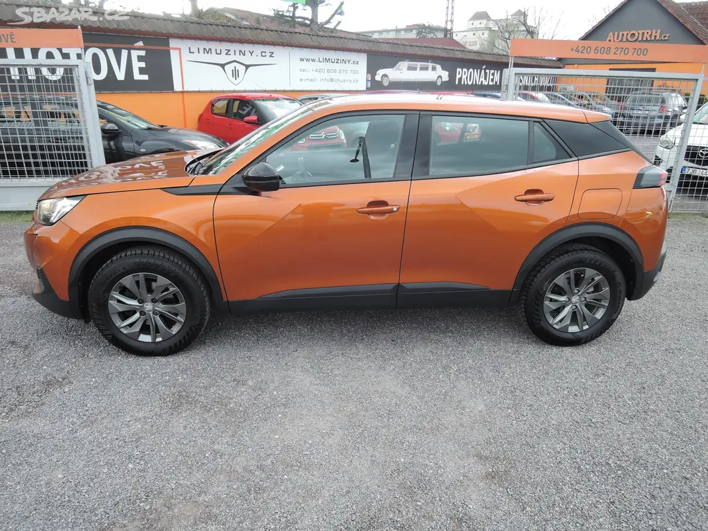 Peugeot 2008 1,2 Puretech Záruka8/27 ČR 26tkm 2022 - fotka 3