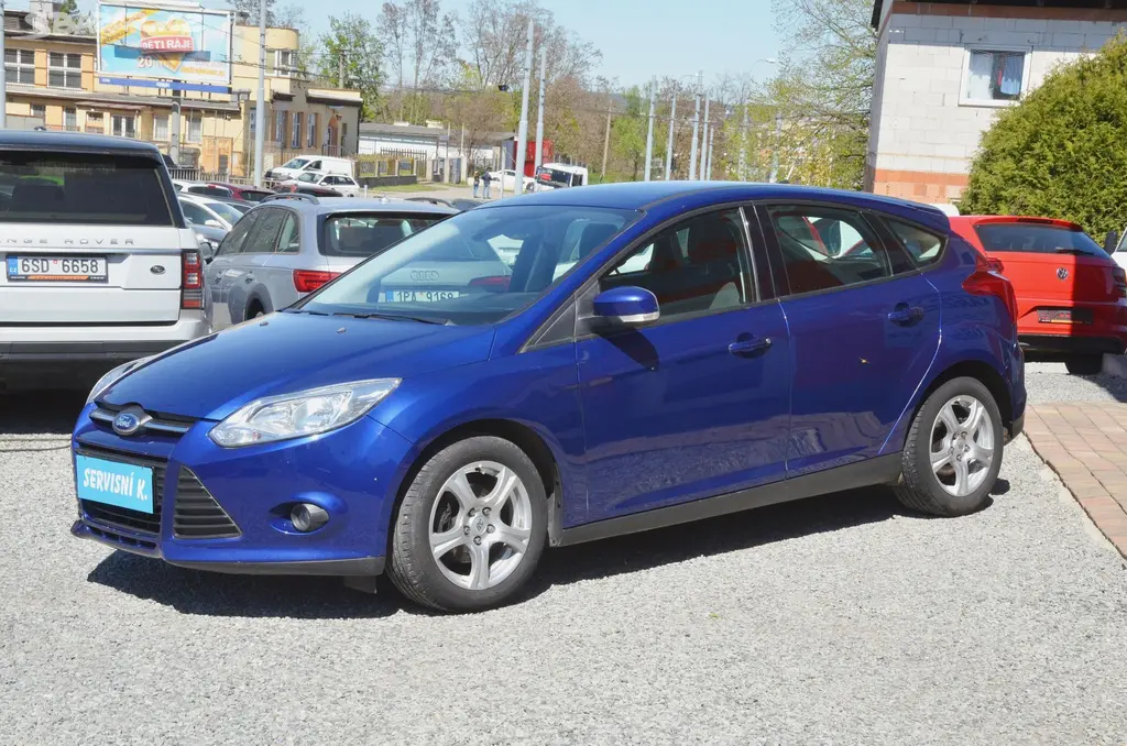 Ford Focus, 1.0 EB 74kW TREND 2x kola - fotka 3