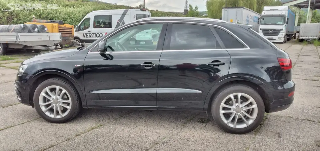 Audi Q3 quattro S-line 2,0 TDI 130 kw 2015 - fotka 6