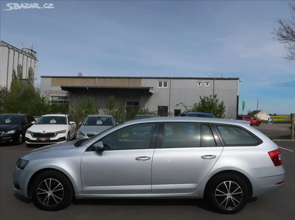 Škoda Octavia, 1,6 TDi,85kW,NovéČR,Klima,DPH - fotka 6