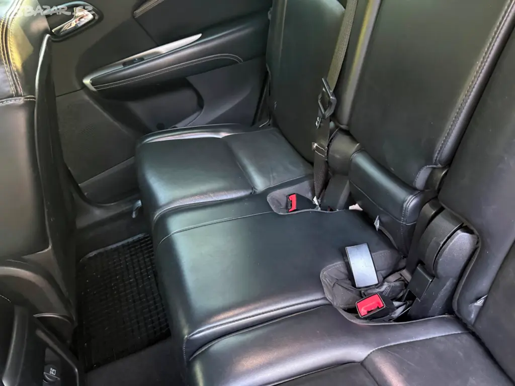 Fiat Freemont 2.0 Multijet 125kW 4x4 137 tis km - fotka 6