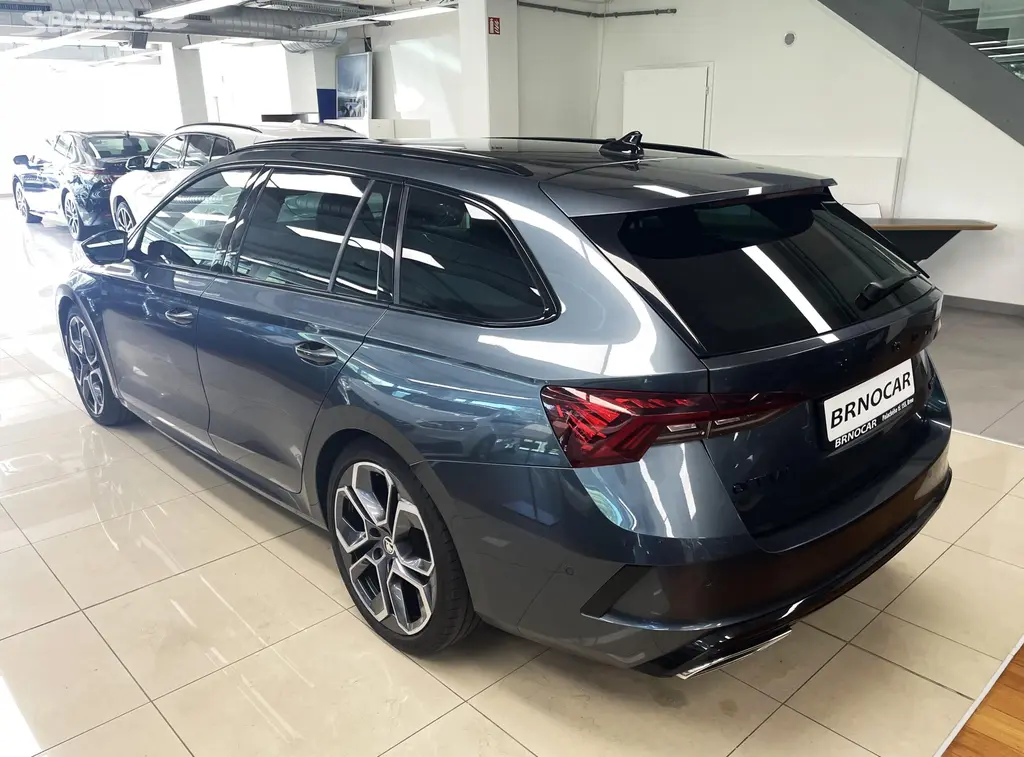 Škoda Octavia, RS, 147 kW, DSG,HEAD-UP,CANTON - fotka 4