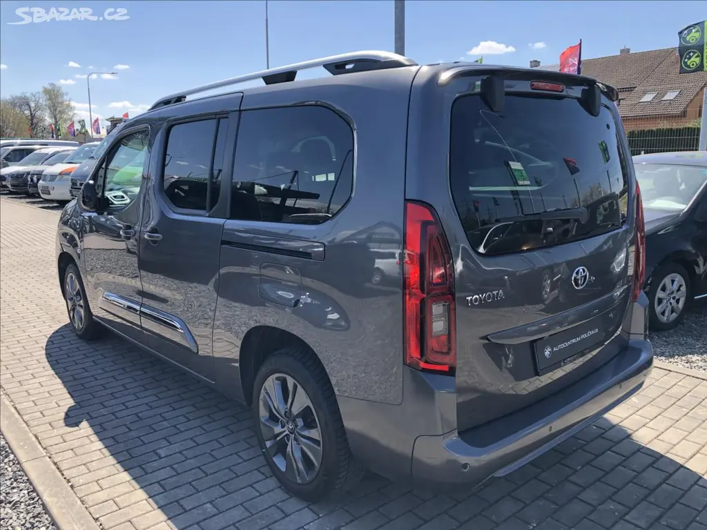 Toyota Proace City Verso, 1,5 MAXI FAMILY - fotka 4