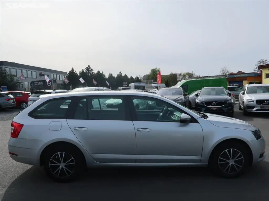 Škoda Octavia, 1,6 TDi,85kW,NovéČR,Klima,DPH - fotka 5