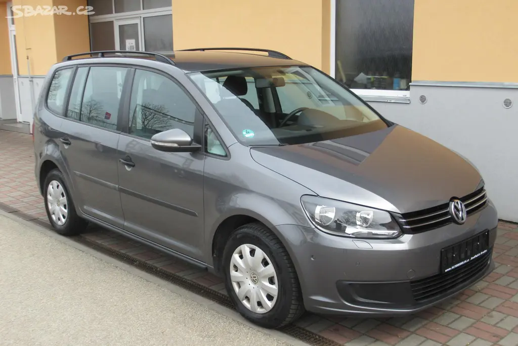 Volkswagen Touran, 1.6 TDI AUT. KLIMA TAŽNÉ